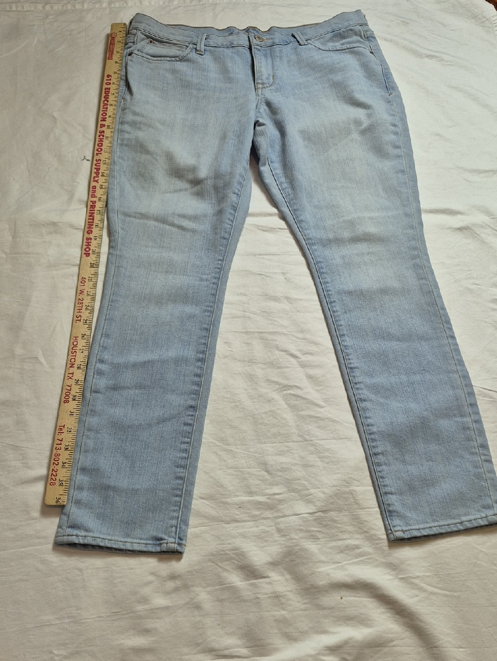 Old Navy Light Blue Straight Leg Jeans
